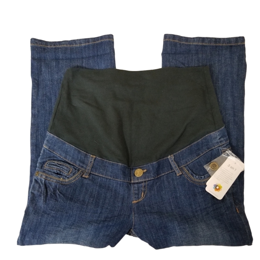NWT Thyme Maternity Blue Denim Capris Size Small